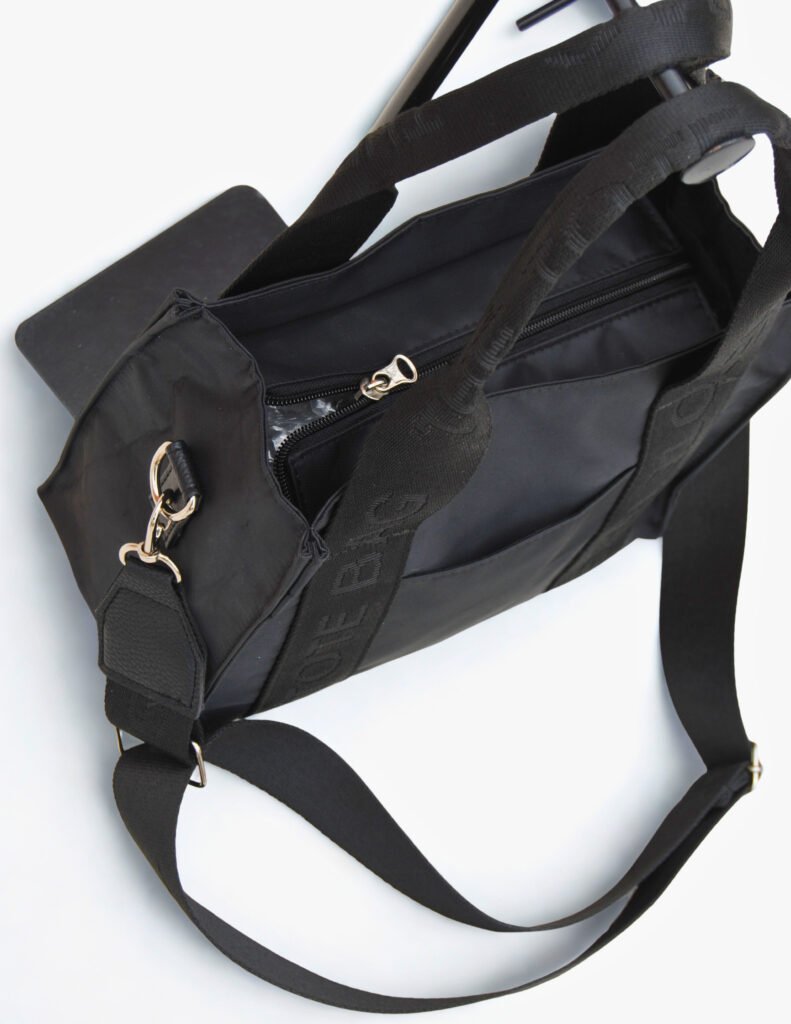 Carmina Impermeable - vista secundaria