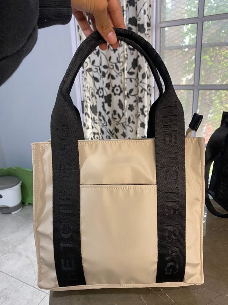 Carmina Impermeble Beige tote - vista secundaria