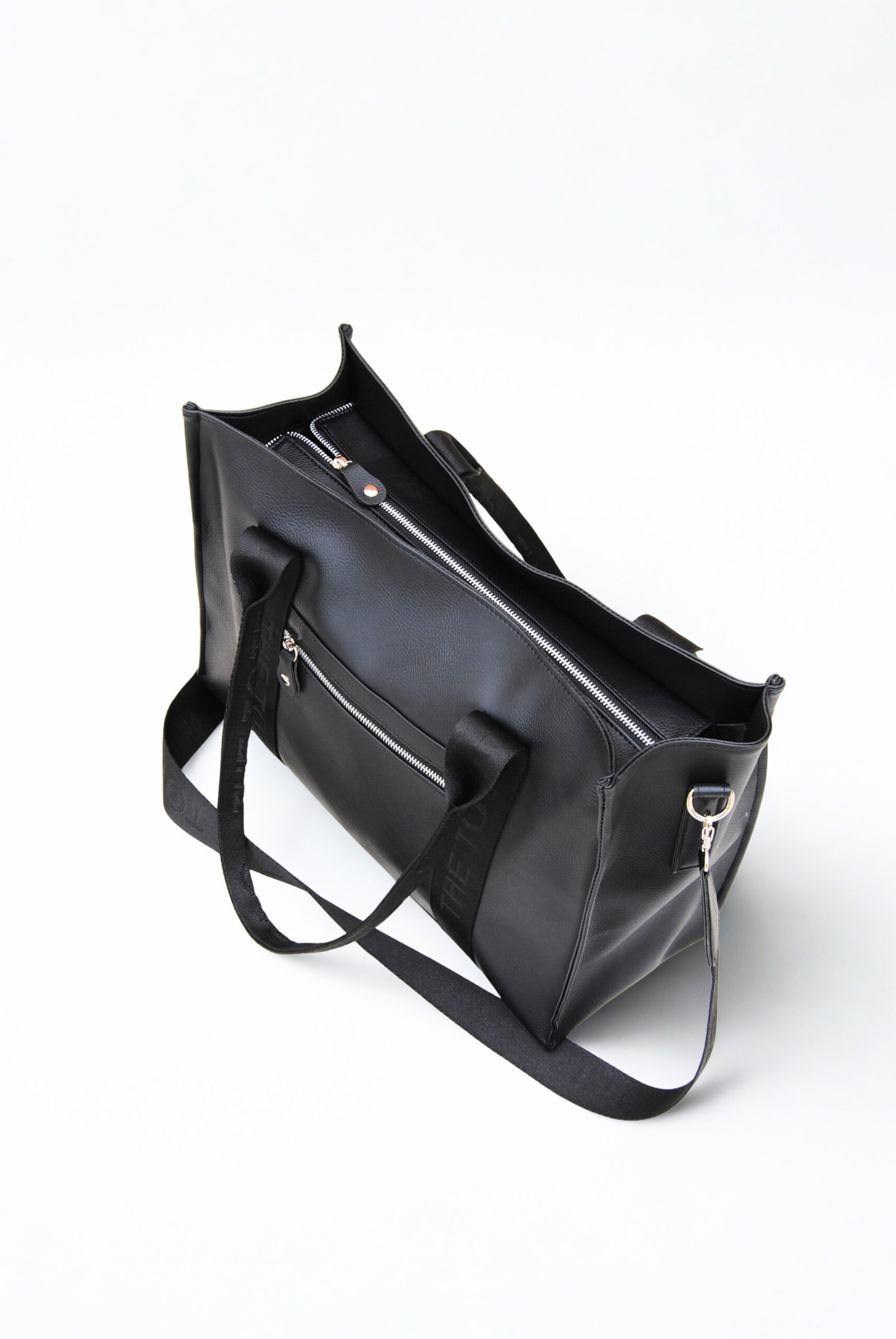 LEA BAGSS